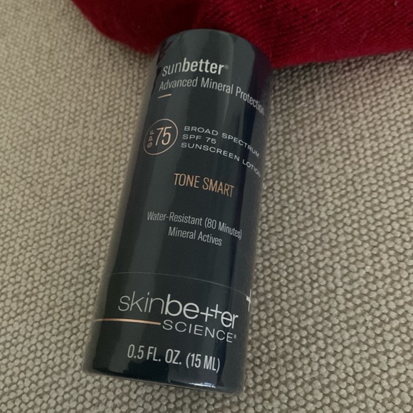 New SkinBetter science advanced mineral protection - Picture 1 of 3